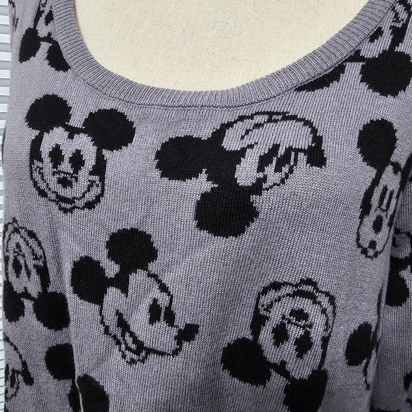 Torrid Disney Mickey Mouse Print Knitted Grey Sweater - Picture 2 of 7
